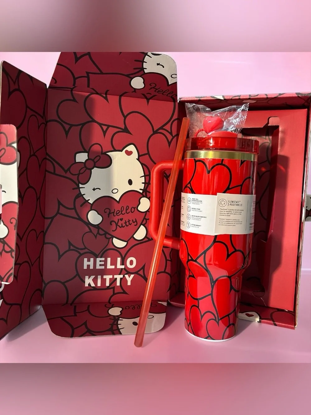 NIB Stanley x Red Hello Kitty Sweet Hearts 40 oz FlowState Quencher H2.0 Tumbler